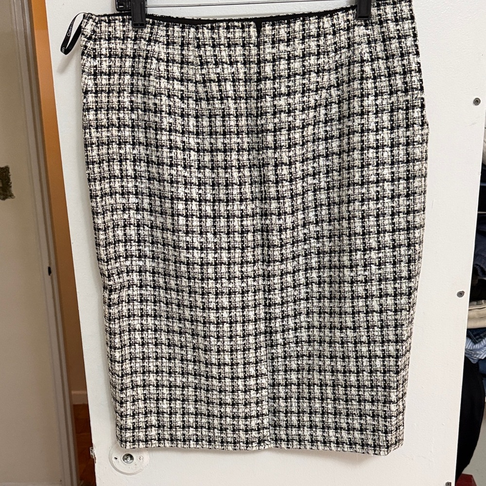 Calvin Klein Black and White Checkered Pencil Skirt - Picture 2 of 3